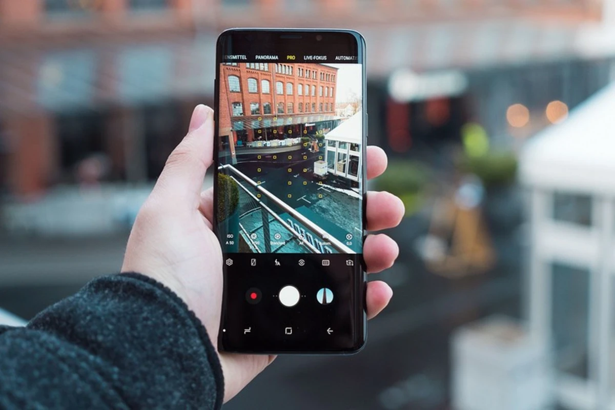 Рекордное разрешение: какой смартфон первым получит 200-мегапиксельную камеру
