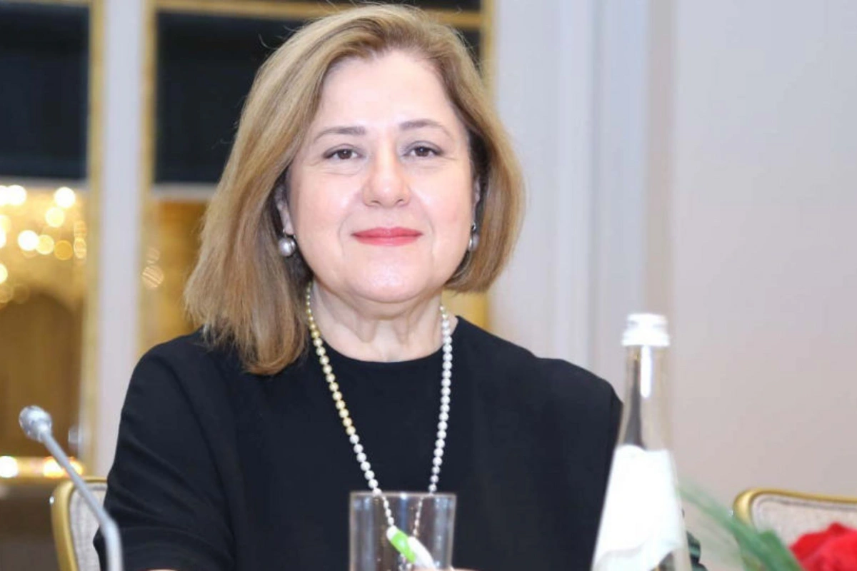 Hande Harmancı koronavirusla bağlı Azərbaycan vətəndaşlarına müraciət edib