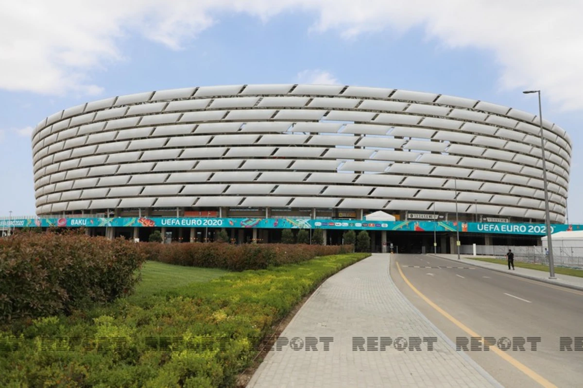 UEFA Bakı Olimpiya Stadionunu təltif etdi