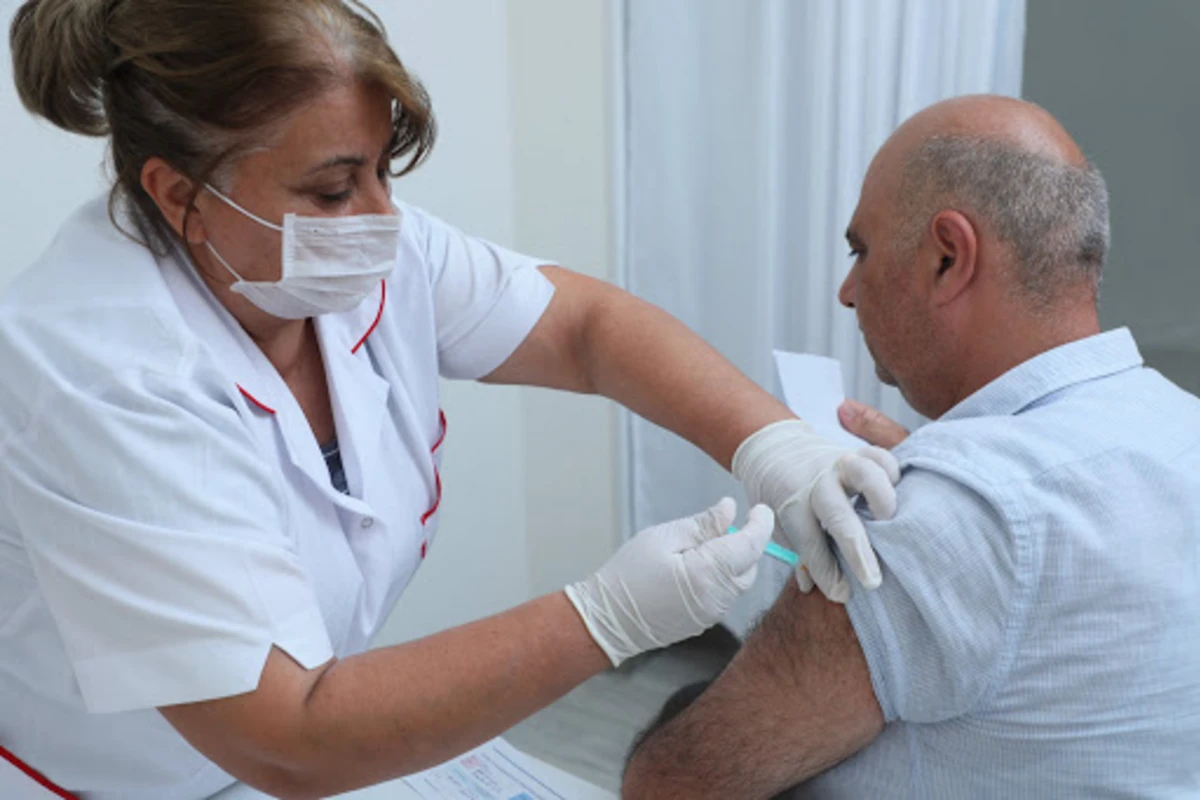 Azərbaycanda vaksin vurulanların sayı AÇIQLANDI
