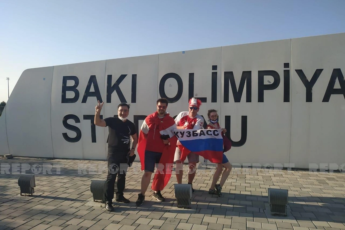 AVRO-2020: Danimarka və Çexiya azarkeşləri BOS-da - FOTO