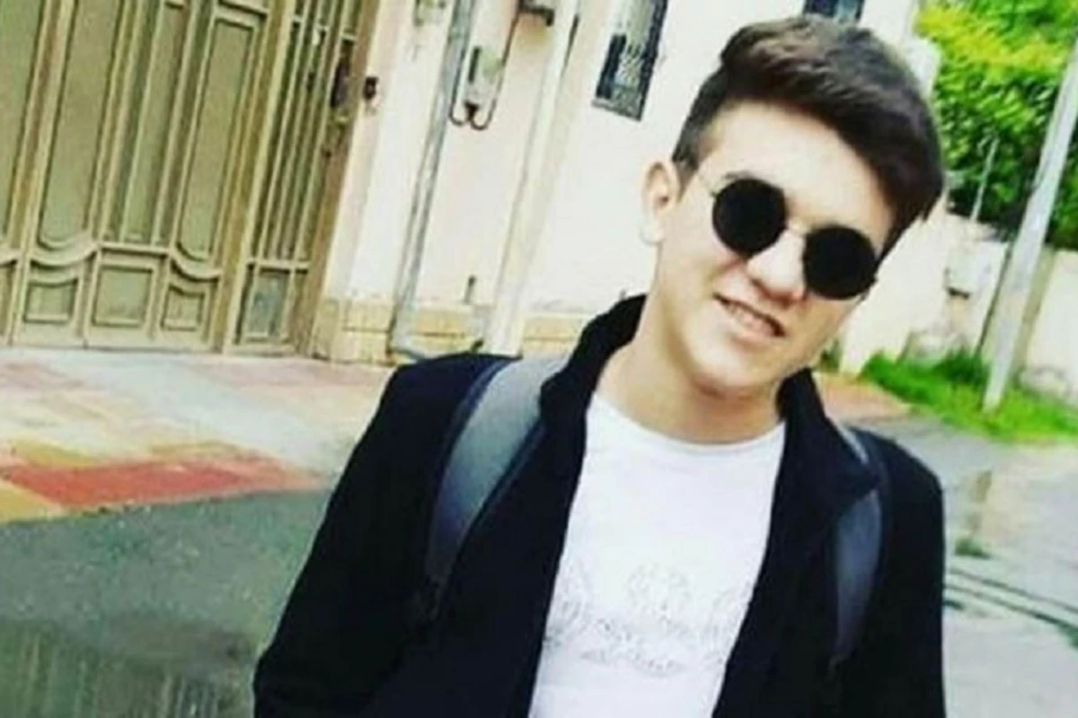 Azərbaycanda bıçaqlanaraq öldürülən 18 yaşlı tələbənin FOTOsu