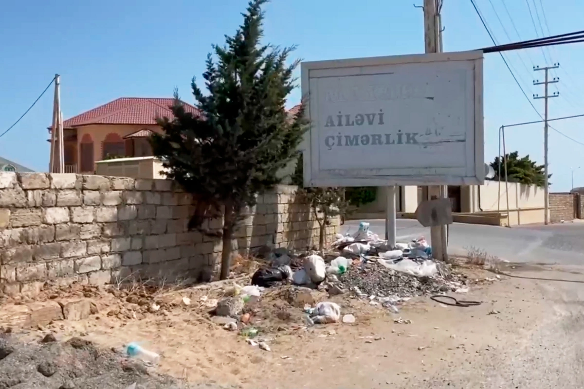 Bakının məşhur çimərliyinə aparan yolda xoşagəlməz görüntülər - VİDEO