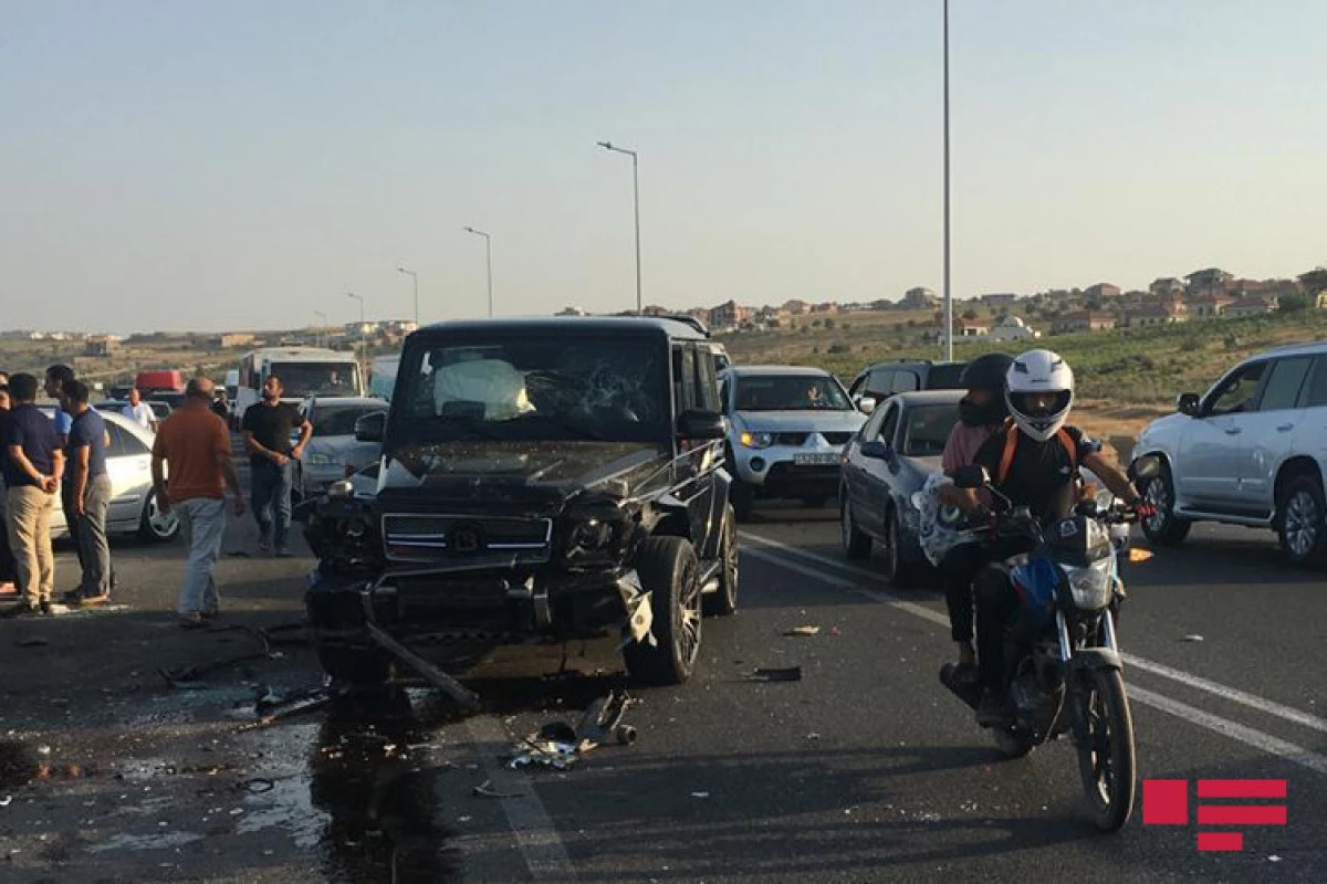 “Qurtuluş-93” MTK rəhbərinin həyat yoldaşı qəza törətdi, xəsarət alanlar var - FOTO