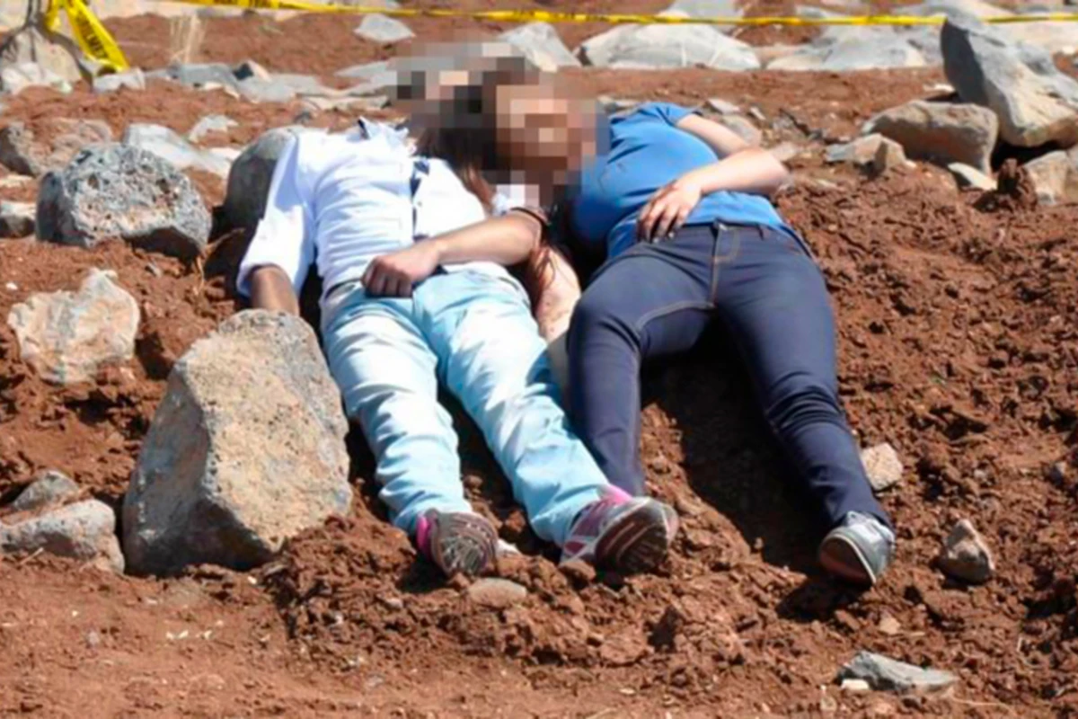 Azərbaycanda hərbi xidmətdən yeni gəlmiş oğlanın qarajda qızla meyiti tapıldı