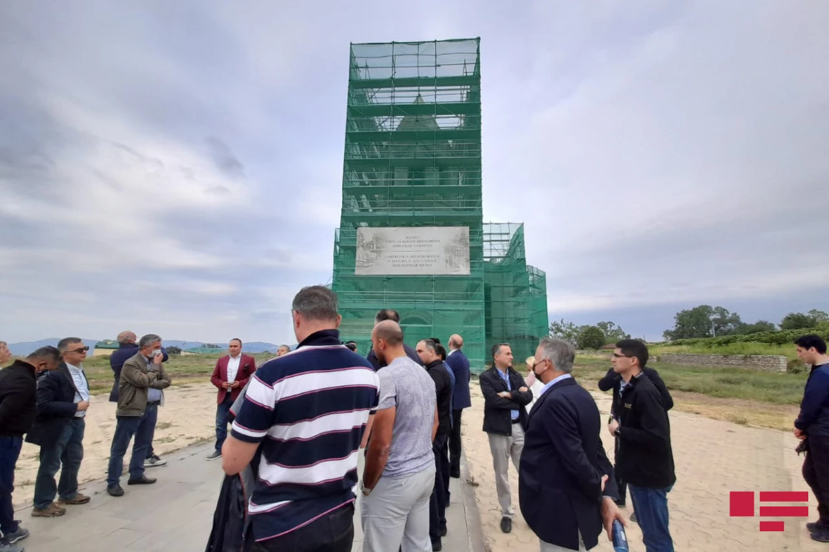 Иностранные дипломаты побывали в церкви Газанчи в Шуше