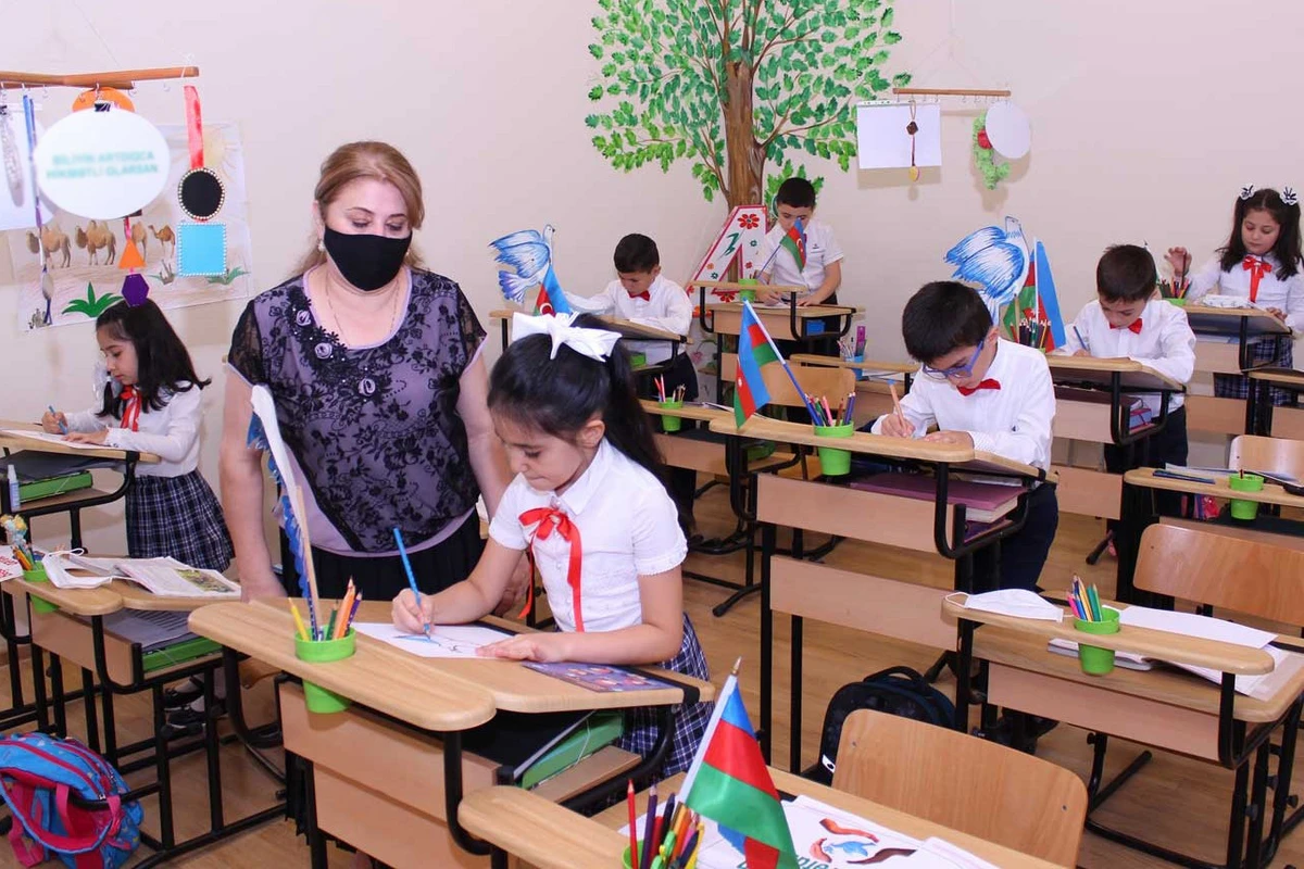 Sentyabrdan məktəblərdə COVID-lə bağlı yeni qaydalar tətbiq olunacaq