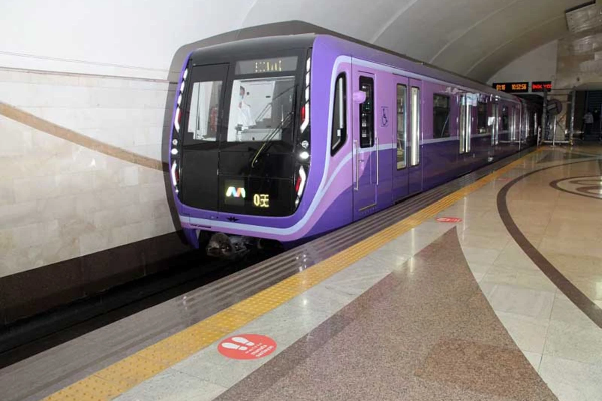 Bakı metrosuna yeni qatarlar gətirilir - RƏSMİ