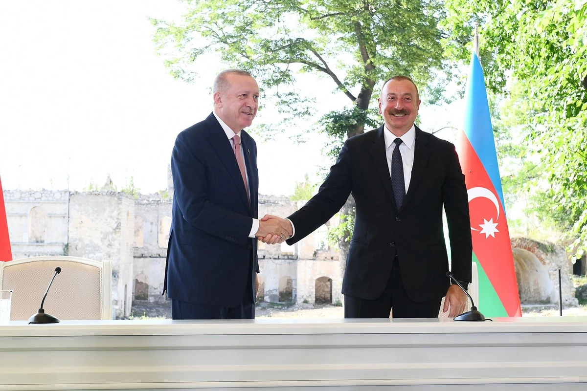 İlham Əliyev: Azərbaycan hər zaman Türkiyənin yanındadır