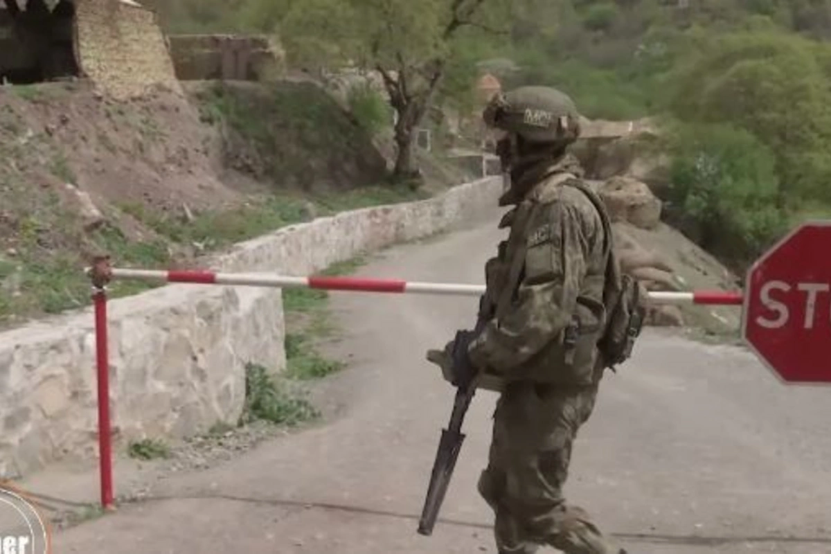 “Caliber”: Erməni bloqerin Qarabağdan “reportaj”ları davam edir – VİDEO