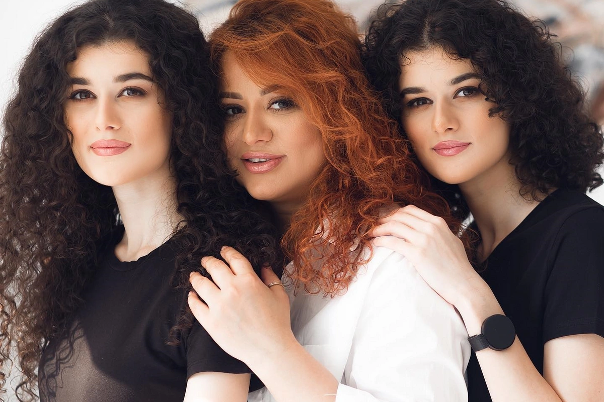 Əməkdar artistin qızı ƏRƏ GEDİR - TOYUDUR...