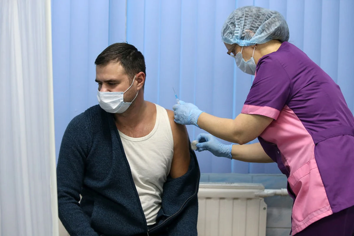 Иммунолог оценил идею пожизненной вакцинации