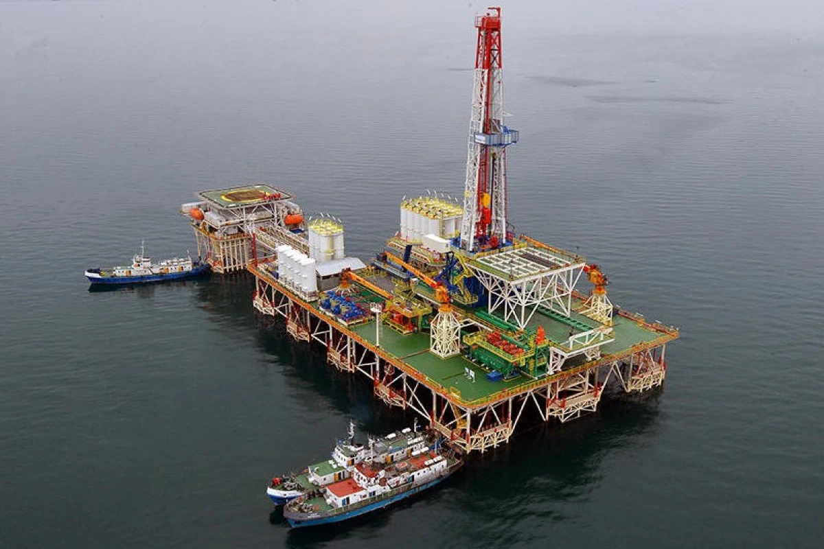 SOCAR Bulla-dəniz yatağında yüksək debitli quyunu istismara qəbul etdi