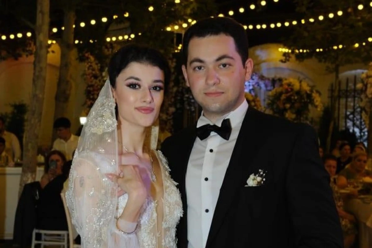Vəfa Zeynalovanın qızının toyu oldu - FOTO