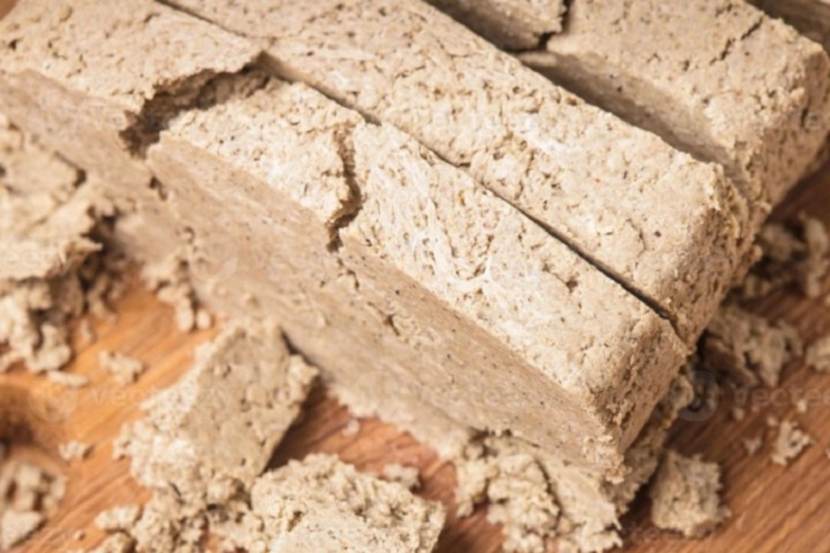 İrandan Azərbaycana gətirilən halva yararsız çıxıb