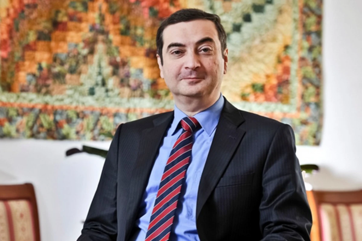 Кямиль Хасиев назначен послом Азербайджана в Сербии