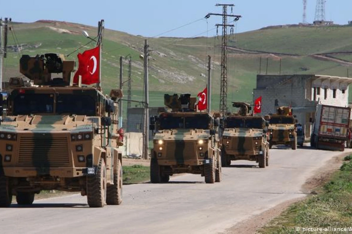 Türkiyə hərbçilərinə Suriyada hücum edildi