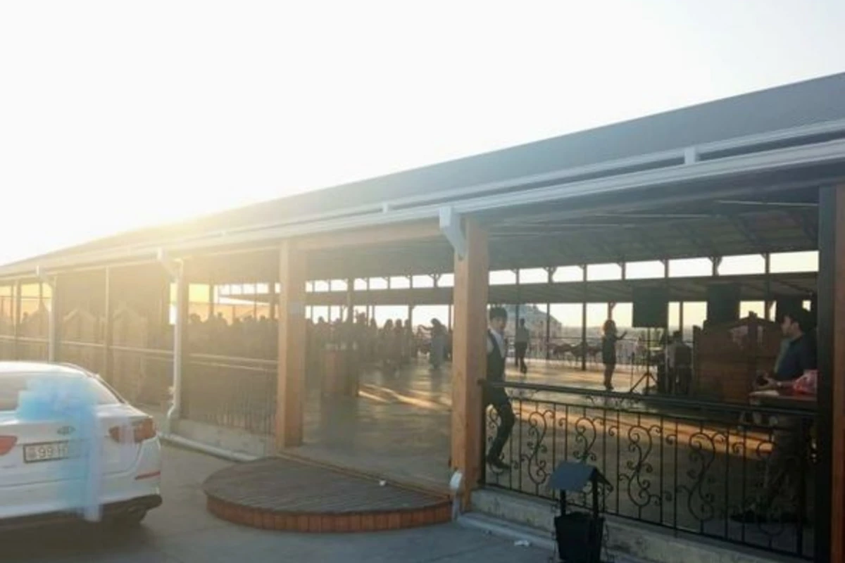 Məşhur restoranın sahibi cərimə olundu - FOTO Məşhur restoranın sahibi cərimə olundu - FOTO