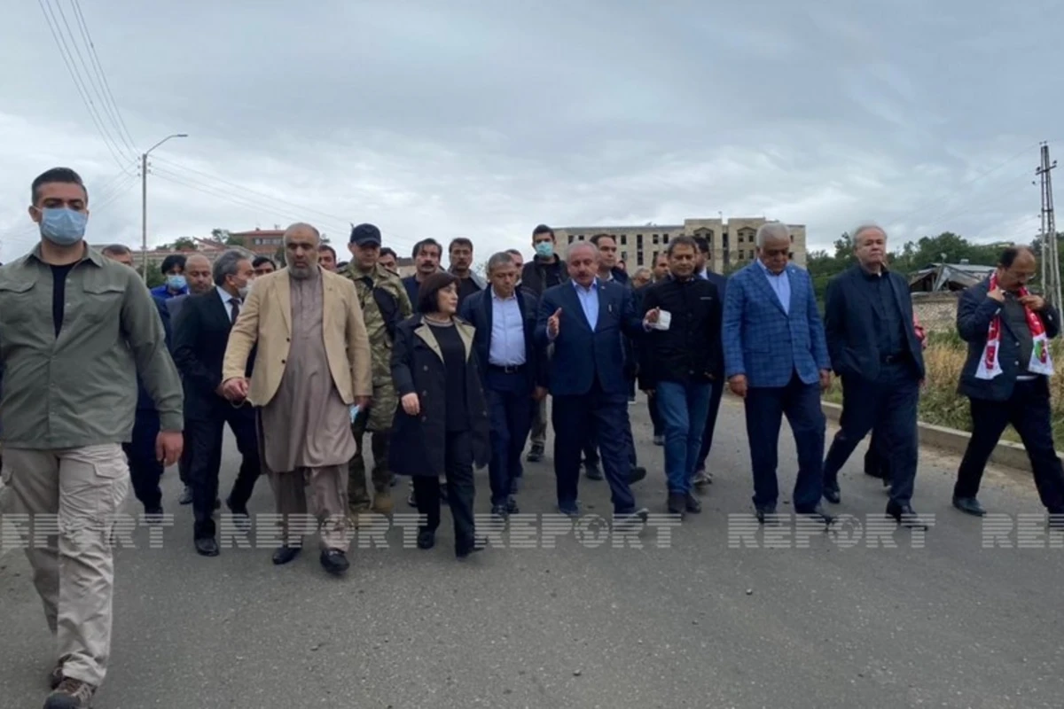 Начался визит в Шушу председателей парламентов Азербайджана, Турции и Пакистана - ФОТО Начался визит в Шушу председателей парламентов Азербайджана, Турции и Пакистана - ФОТО