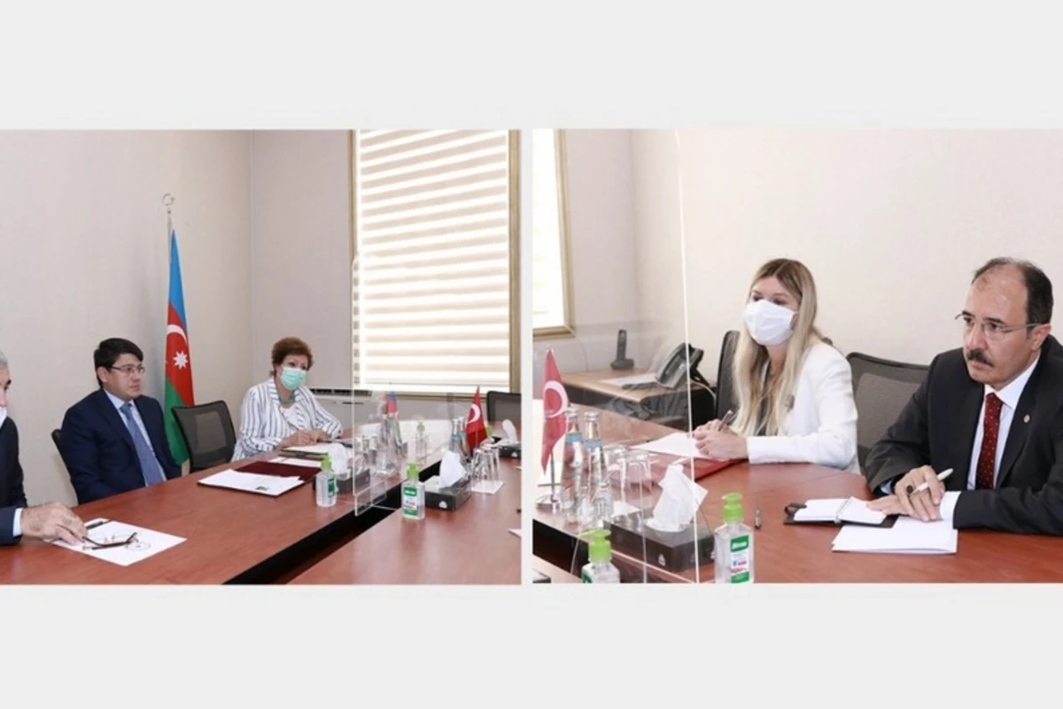 Fuad Muradov Türkiyə səfiri ilə görüşüb