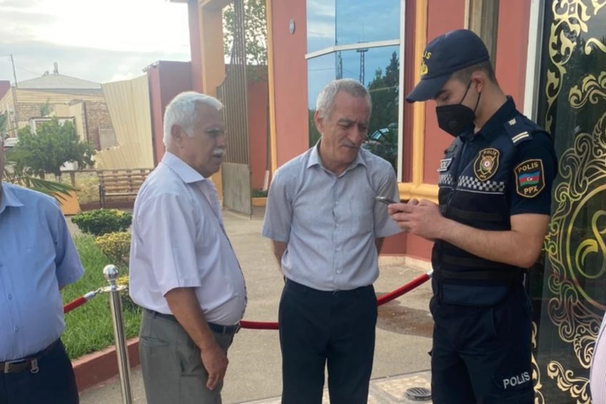 COVID-19 pasportu olmayan 100-ə yaxın qonaq toya buraxılmadı - FOTO