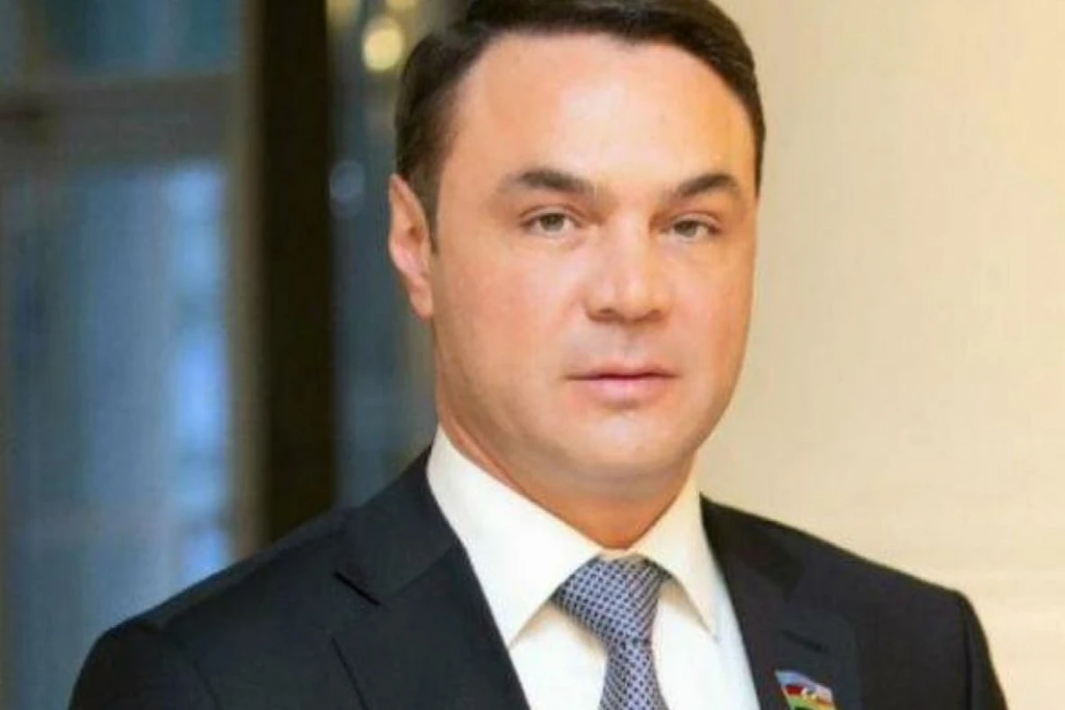 Эльданиз Салимов сказал полицейскому, чтобы тот гордился тем, что его избил депутат
