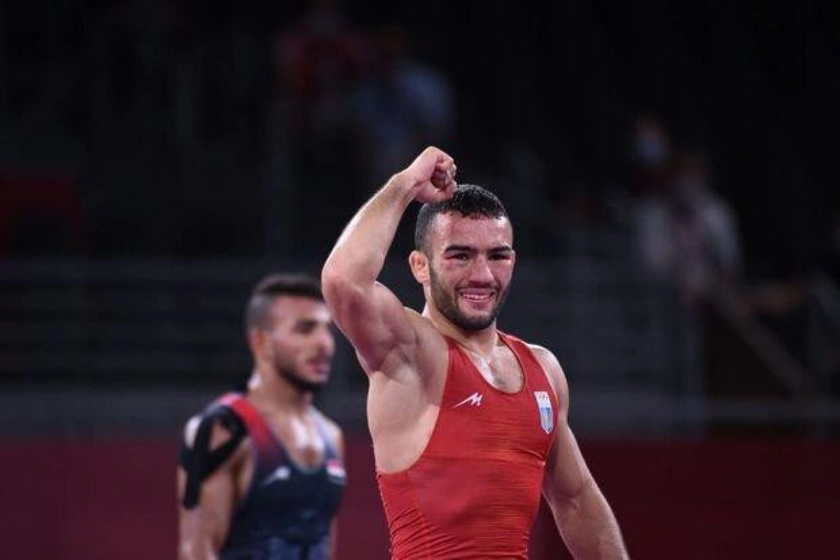 Azərbaycanlı güləşçi Olimpiadada gümüş medal qazanıb