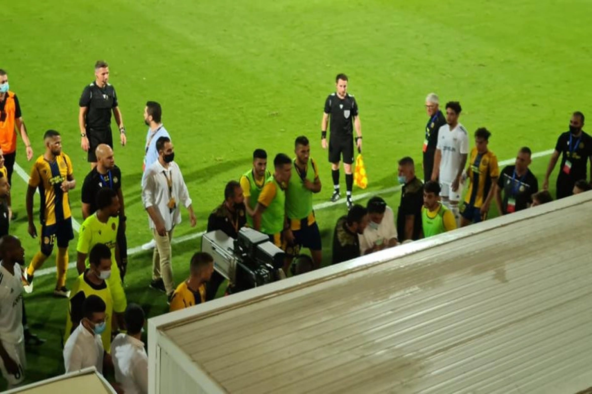 AEL - Qarabağ oyununda TƏXRİBAT, yunanlar qeyri-etik hərəkətlərə əl atdı AEL - Qarabağ oyununda TƏXRİBAT, yunanlar qeyri-etik hərəkətlərə əl atdı