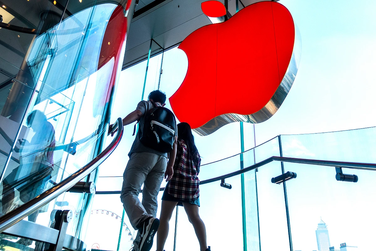 Apple начнут проверять не только фото, но и сообщения в iPhone