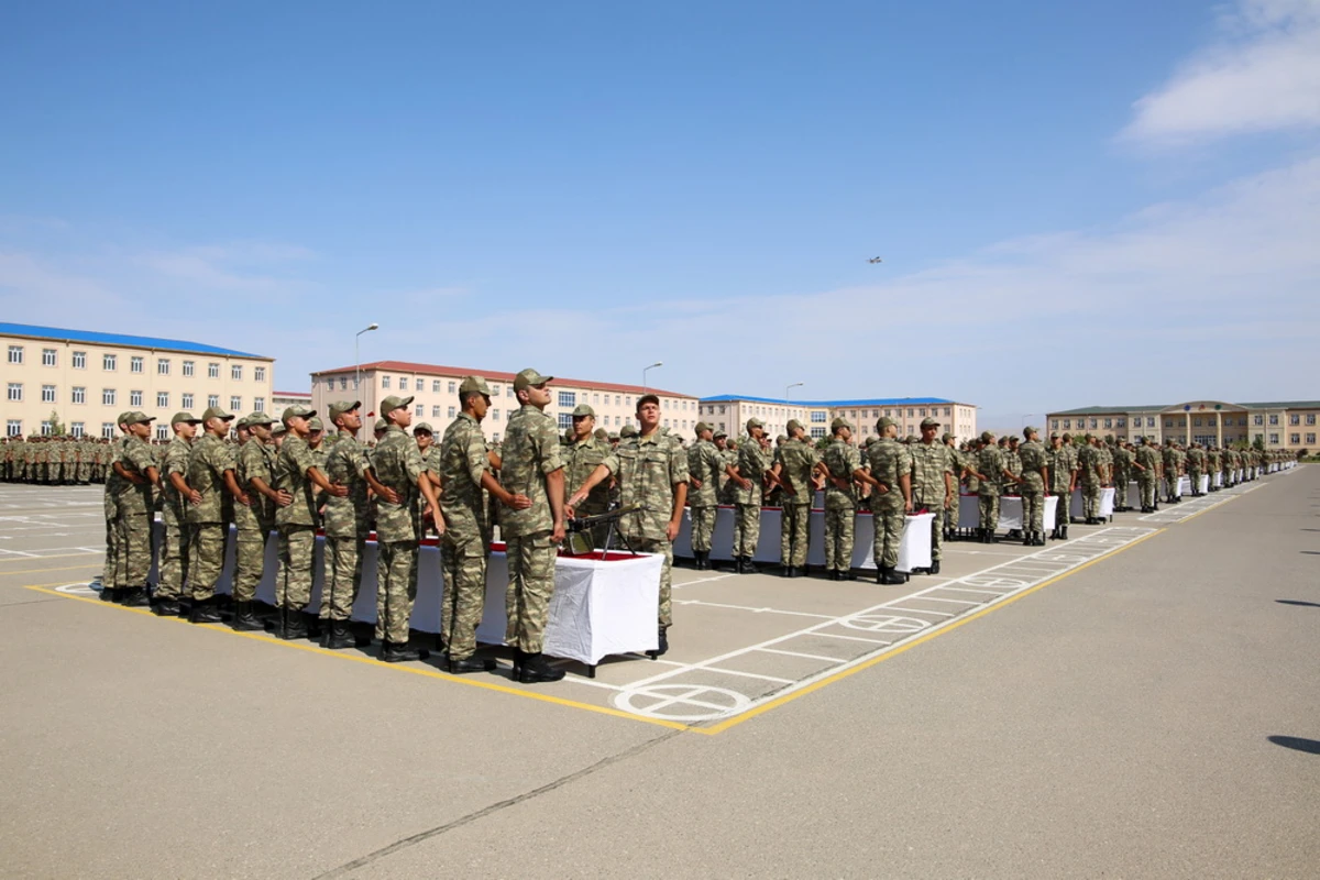 Əlahiddə Ümumqoşun Orduda gənc əsgərlərin andiçmə mərasimi keçirilib - FOTO/ VİDEO