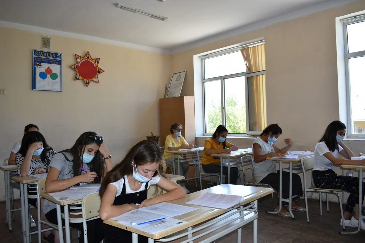 Стало известно число абитуриентов, набравших самые высокие баллы на вступительных экзаменах