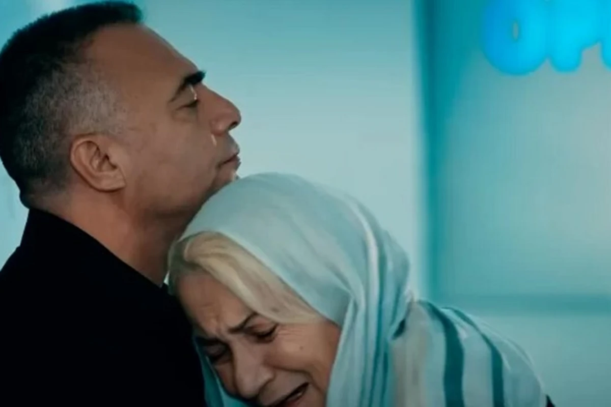 Türkiyənin məşhur aktrisası vəfat edib - FOTO