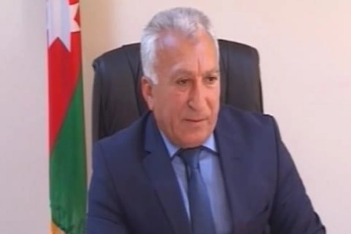 Nazir şöbə rəisini işdən çıxardı