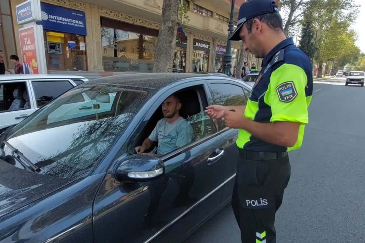 Təhlükəsizlik kəmərindən istifadə etməyənlər məsuliyyətə cəlb edilib - FOTO