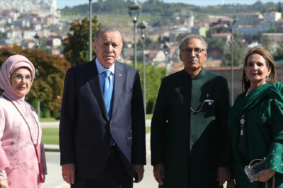 Türkiyə və Pakistan prezidentləri arasında görüş olub