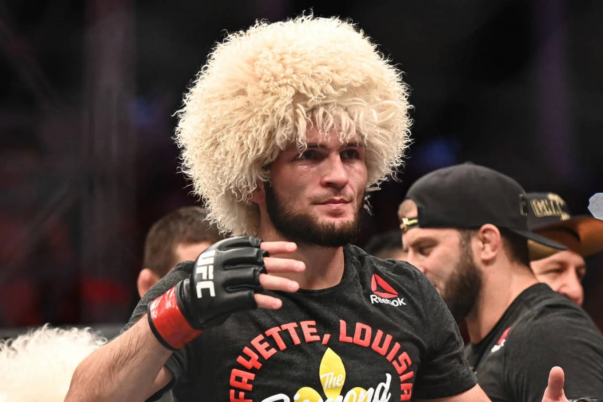 Nurmaqomedov onu özündən daha üstün idmançı adlandırdı - FOTO/VİDEO Nurmaqomedov onu özündən daha üstün idmançı adlandırdı - FOTO/VİDEO
