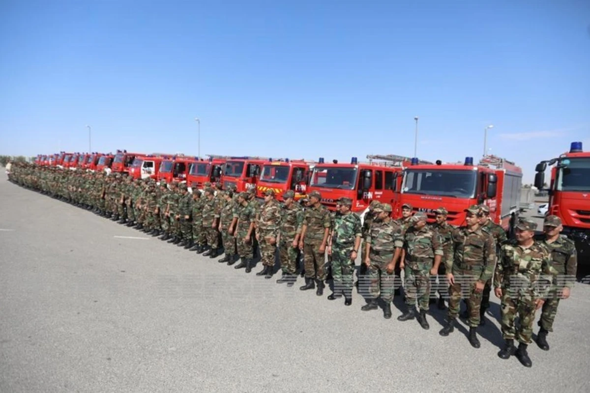 Azərbaycanlı yanğınsöndürənlərin ilk qrupu Türkiyədən Vətənə qayıdıb Azərbaycanlı yanğınsöndürənlərin ilk qrupu Türkiyədən Vətənə qayıdıb