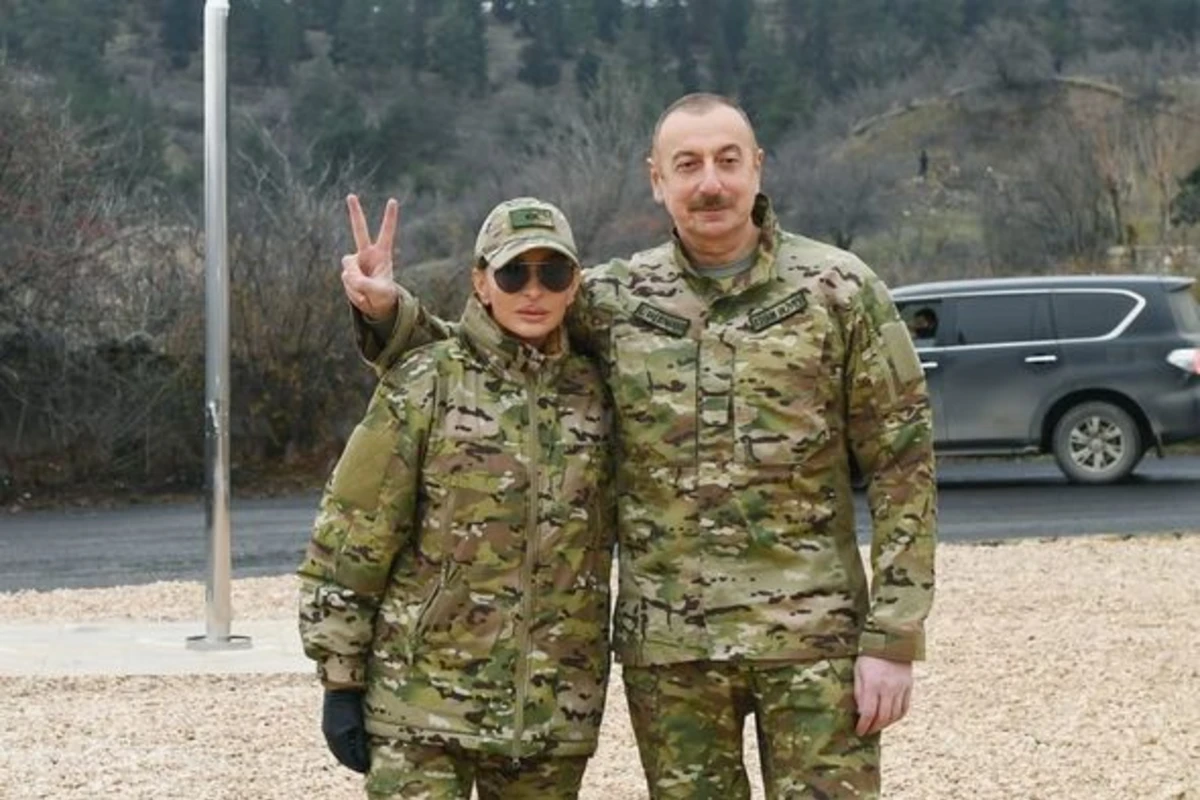 İlham Əliyev və Mehriban Əliyeva Kəlbəcər və Laçında olublar