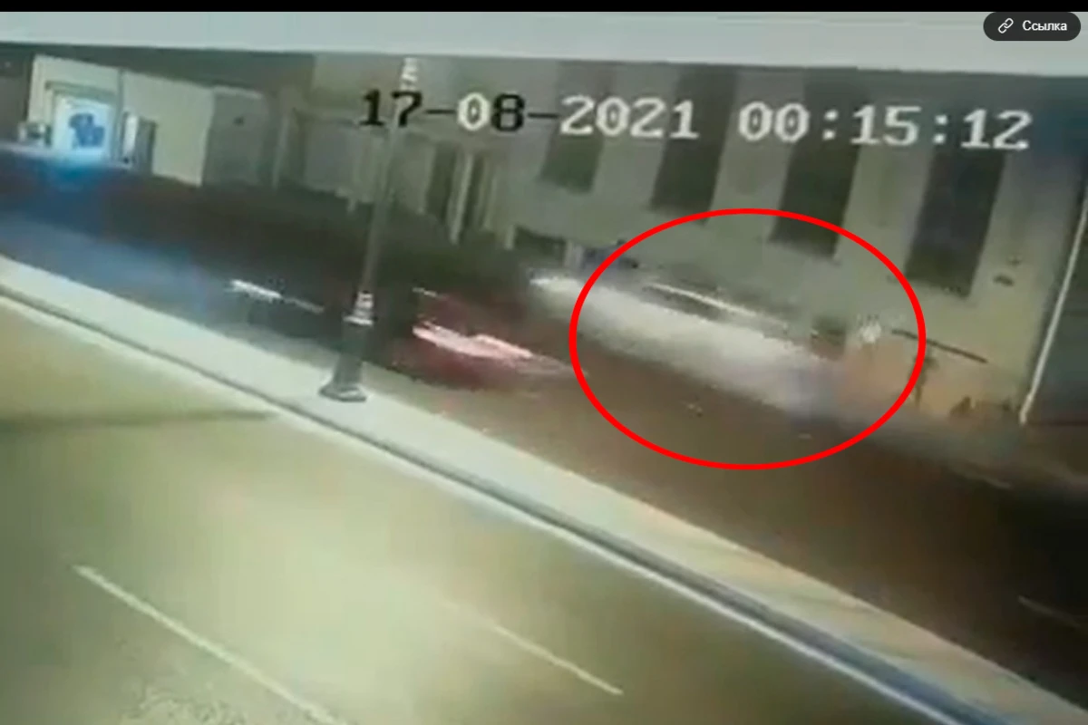 20 yaşlı “Audi” sürücüsü qəza törətdi, 2 nəfər öldü - VİDEO
