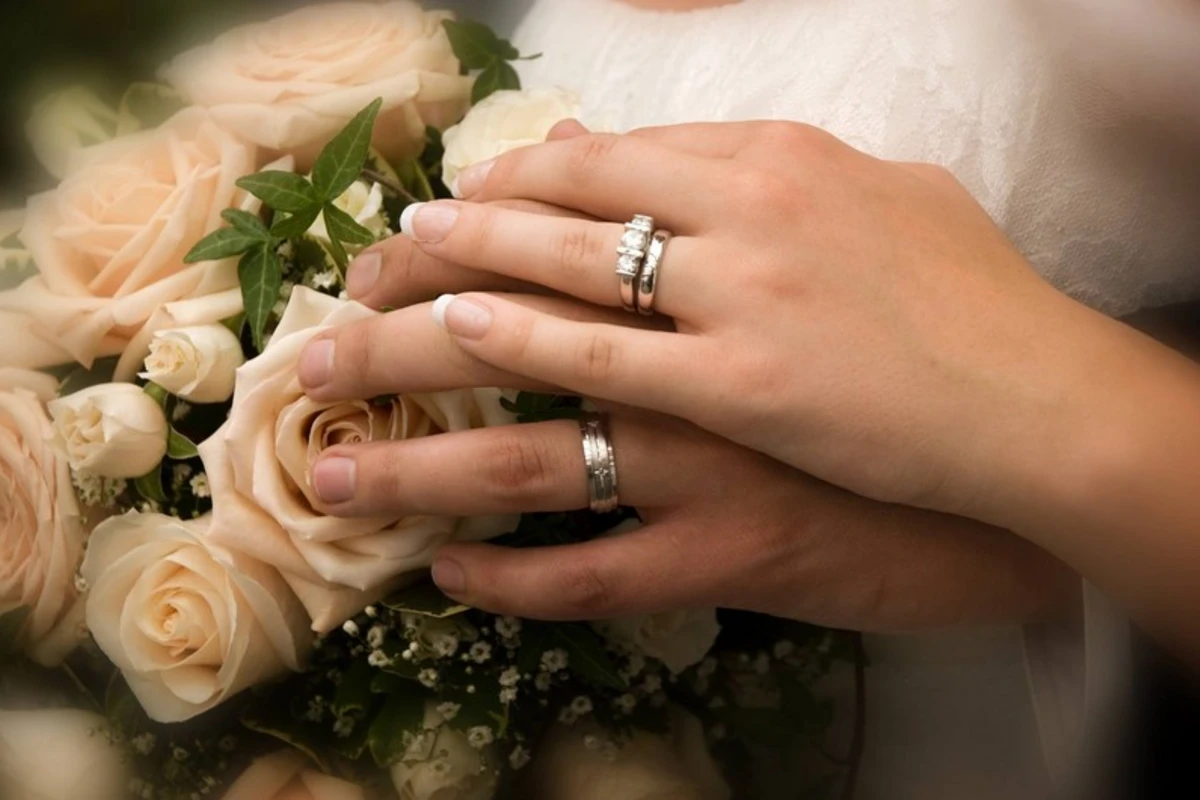 Həkim yeni ailə quran cütlüklərə müraciət edib