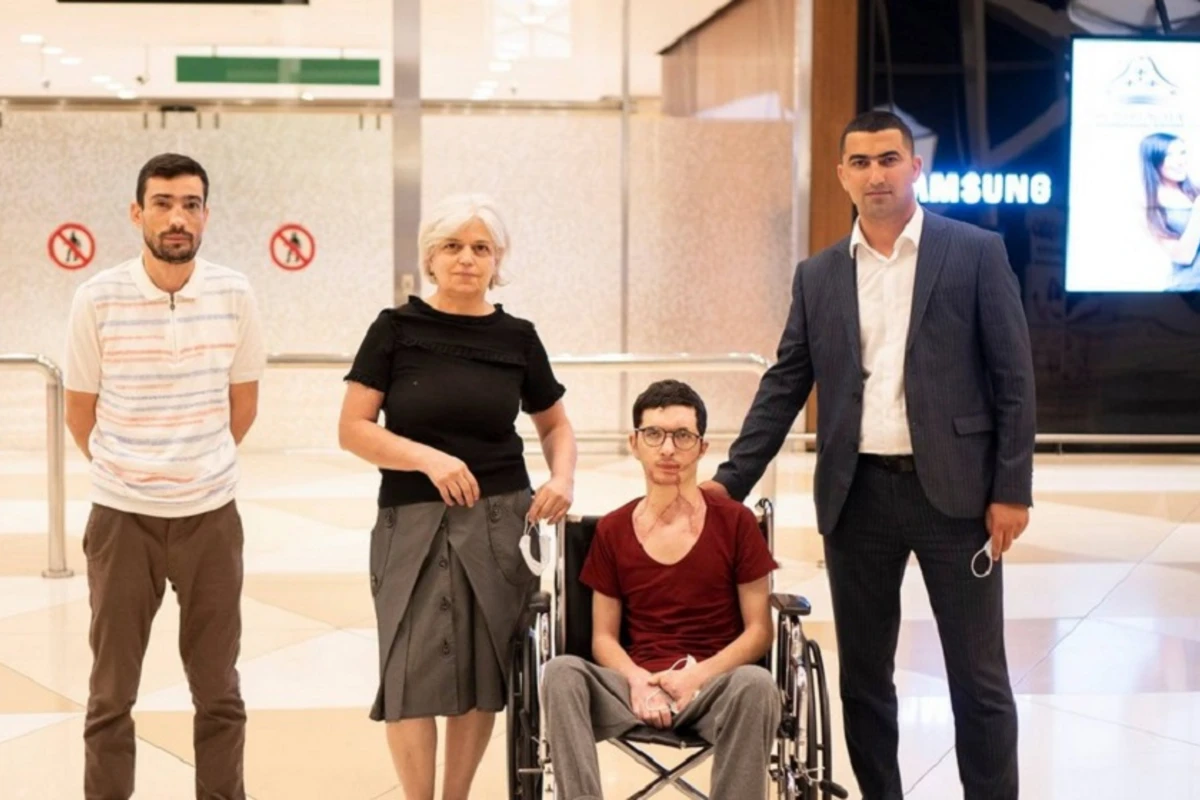 Türkiyəyə göndərilən daha 7 qazimiz sağalaraq Vətənə geri dönüb - FOTO