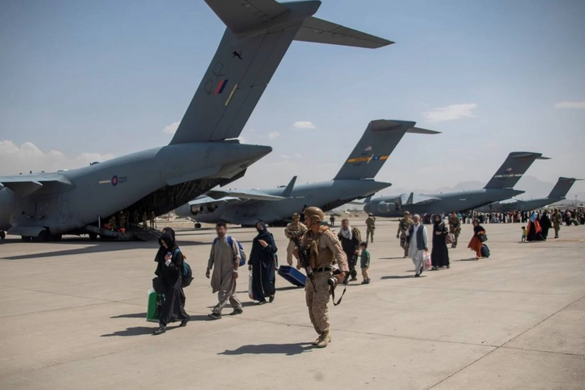 Taliban Əfqanıstandan dollar və tarixi əşyaların çıxarılmasına qadağa qoydu