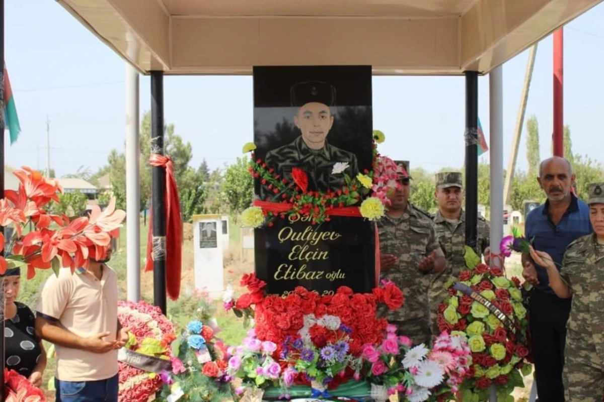 Şəhid Elçin Quliyevin xatirəsi anılıb - FOTO Şəhid Elçin Quliyevin xatirəsi anılıb - FOTO