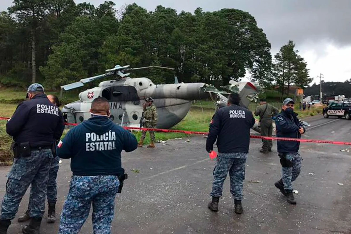 Meksikada nazirin olduğu helikopter yerə çırpıldı - ANBAAN VİDEO