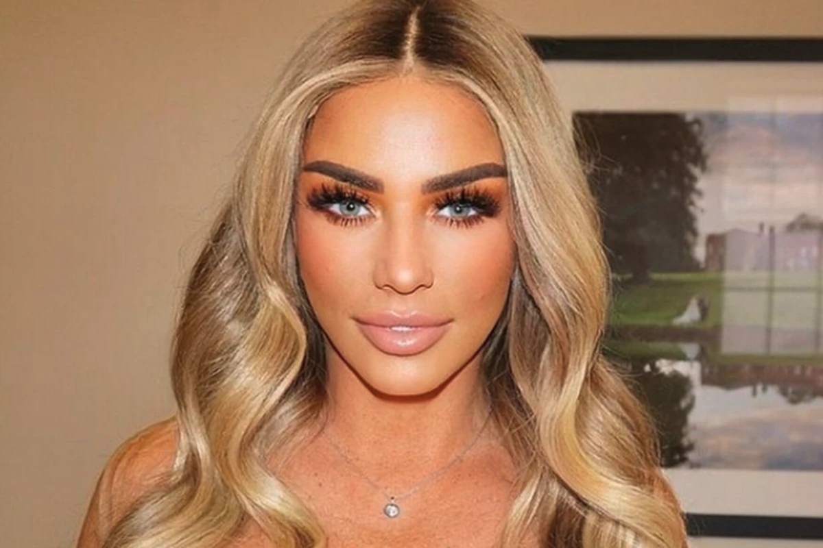 Məşhur modeli döydülər - FOTO