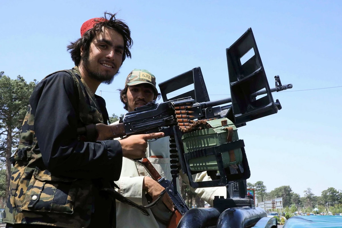 Taliban silahlıları məşhur müğənnini qaçırıb öldürdülər - VİDEO