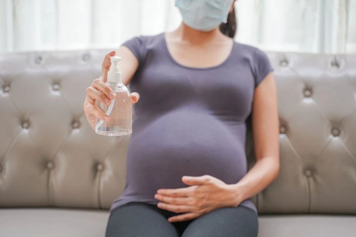 Koronavirus hamilələr üçün hansı riskləri yaradır? - AÇIQLAMA