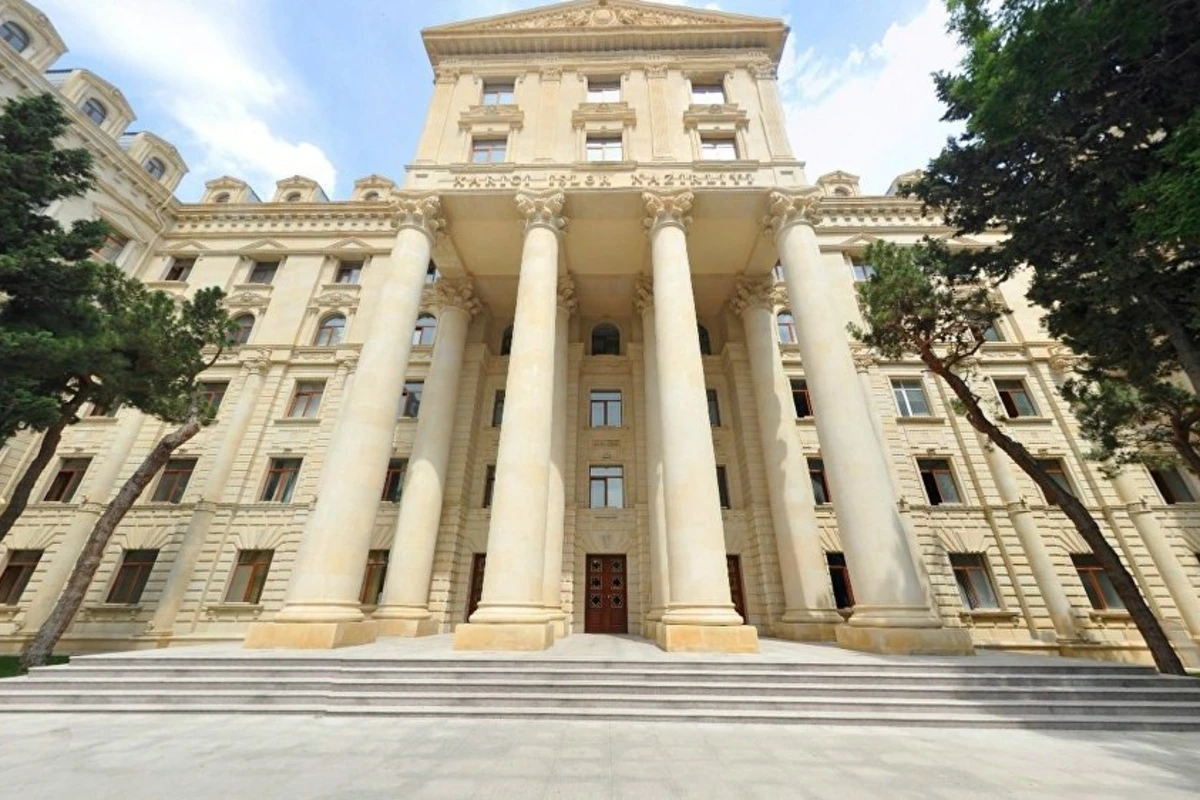 Rəsmi Bakı İrana başsağlığı verdi – FOTO