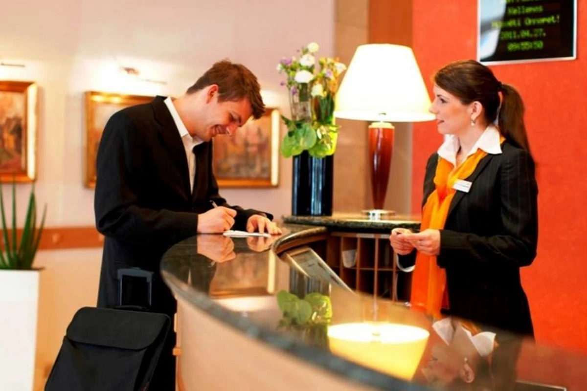 COVID-19 pasportunun olması tələbi hotel və restoranların işinə necə təsir edib?