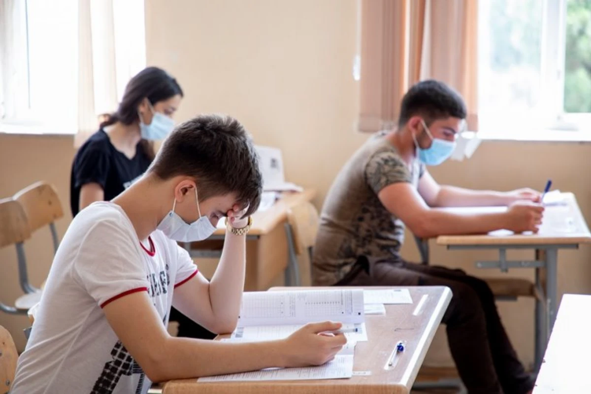 Universitetə qəbul olunan abituriyentlərin DİQQƏTİNƏ! Sentyabrın 7-dən 20-dək qeydiyyatdır